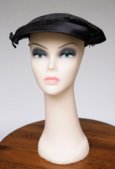 Black Flat Style Hat $5