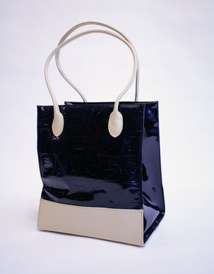 Black Vinyl Bag w/Cream Handles/Base $5