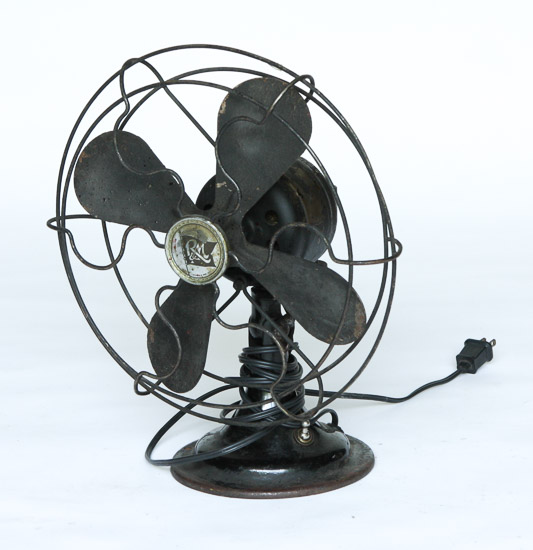 Working Vintage Black Tabletop Fan $25