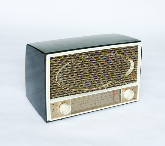 60's Zenith Radio $15